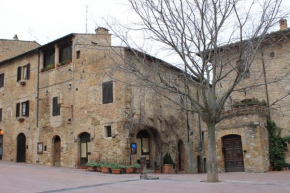 A La Casa Dei Potenti San Gimignano